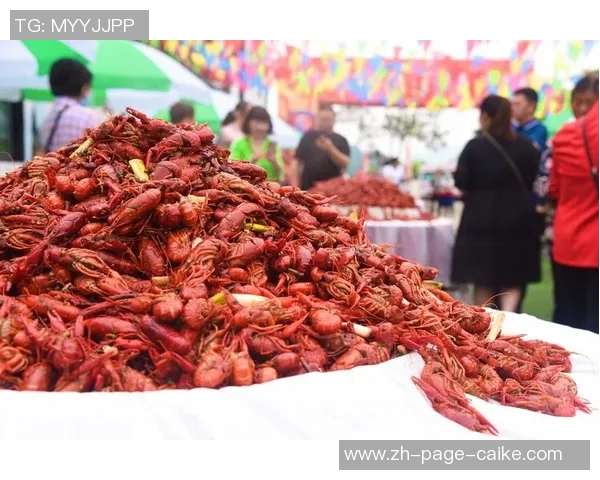 武汉今年的狂欢盛宴接连不断热情洋溢的节日活动引爆全城欢庆气氛