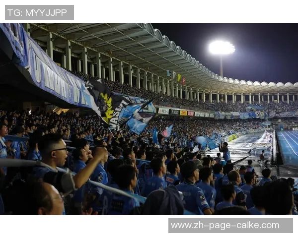 艾因与河床激战正酣足球盛宴引发球迷热情高涨